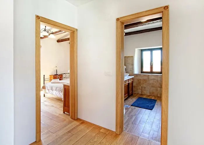 Jasmine Istra Villa Puce